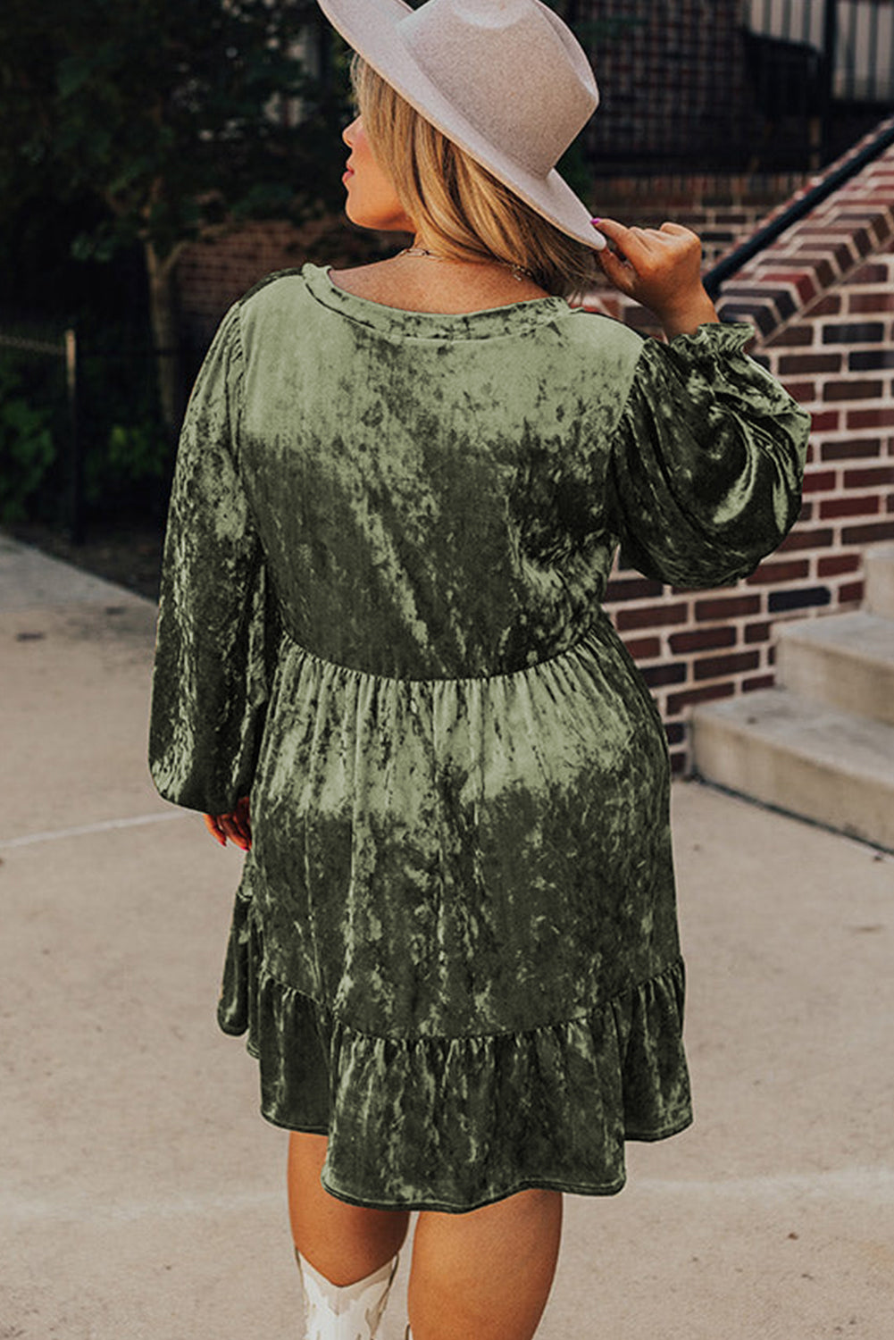 Coffee Plus Size Velvet Babydoll Mini Dress with Puff Sleeve